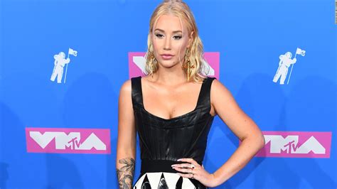 iggy azalea leaks|Iggy Azalea leaves social media after topless photos leak online